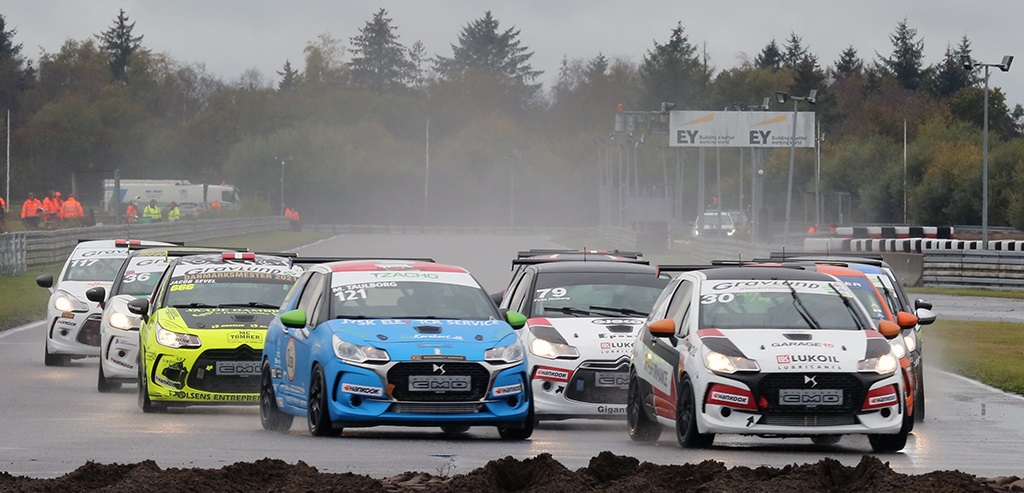 Knut Erik Knudsen i front fra start.
(Foto: Motorsporten.dk)